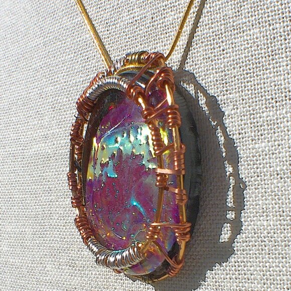 Necklace, pendant with chain copper and brass, silver wire. on resin - Picture 2 of 3